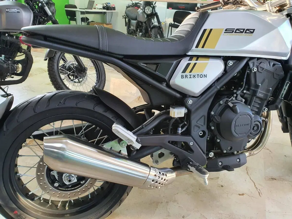 Brixton Motorcycles Crossfire 500 (2021 - 25) (7)