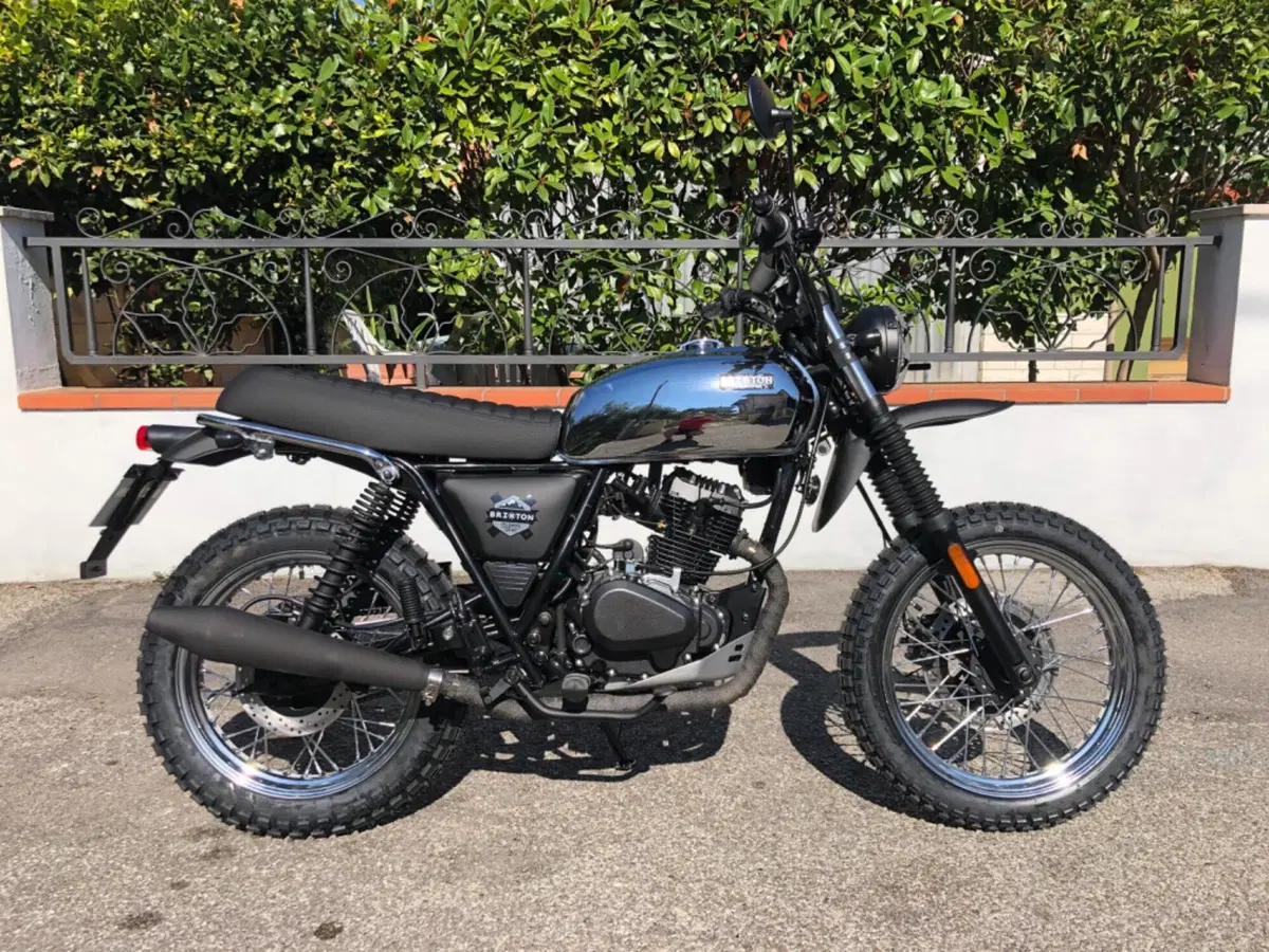 Brixton Motorcycles Felsberg 125 XC (2021 - 25) (2)
