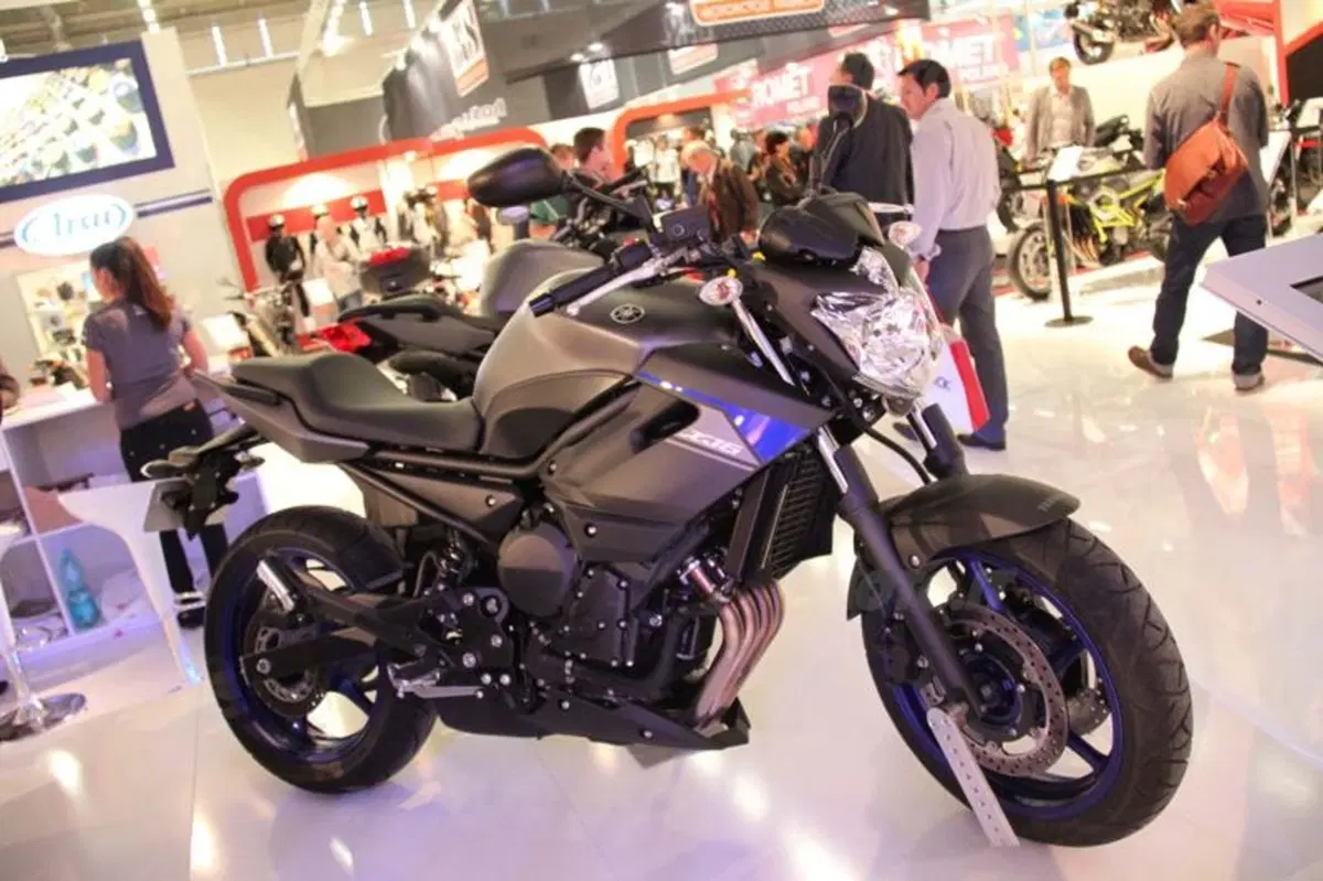 Intermot 2012: Yamaha, le altre novità: FZ8, XJ6, nuovo motore tre cilindri, concept e scooter!