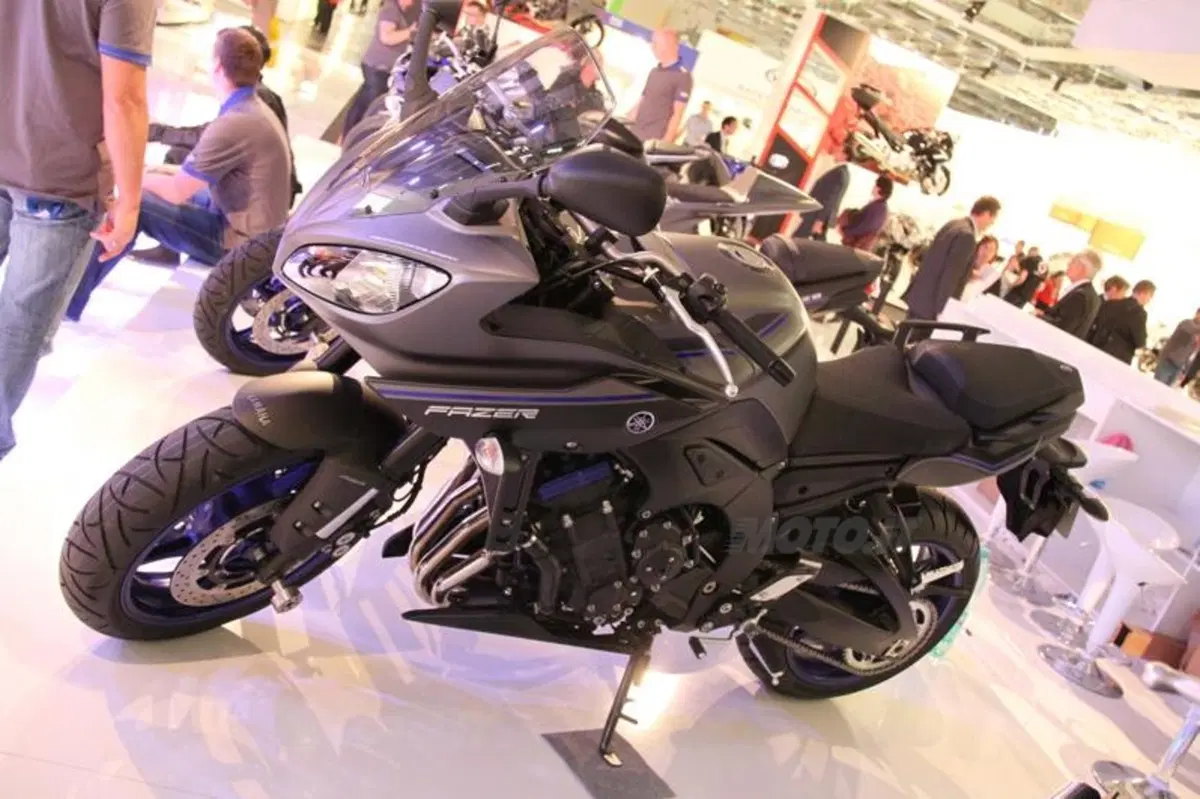 Intermot 2012: Yamaha, le altre novità: FZ8, XJ6, nuovo motore tre cilindri, concept e scooter! (3)