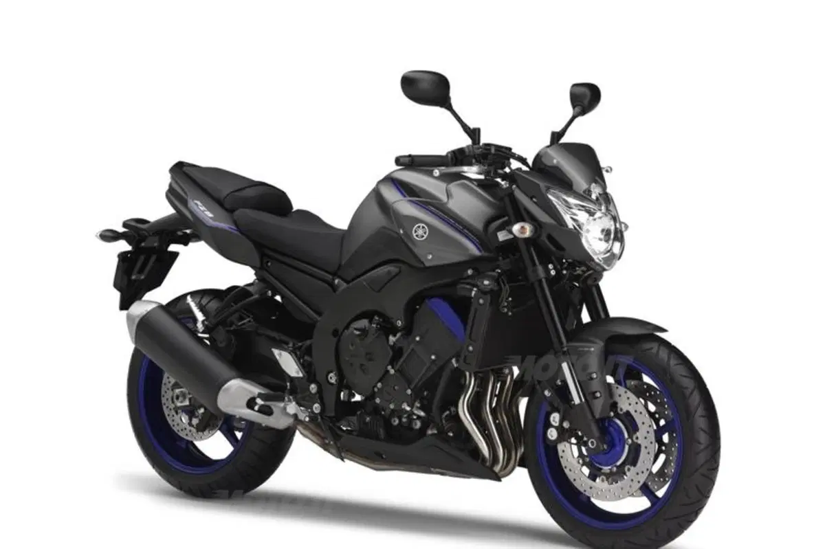 Intermot 2012: Yamaha, le altre novità: FZ8, XJ6, nuovo motore tre cilindri, concept e scooter! (28)