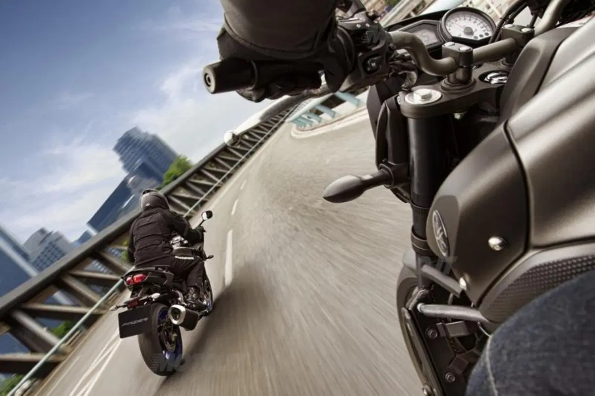 Intermot 2012: Yamaha, le altre novità: FZ8, XJ6, nuovo motore tre cilindri, concept e scooter! (32)