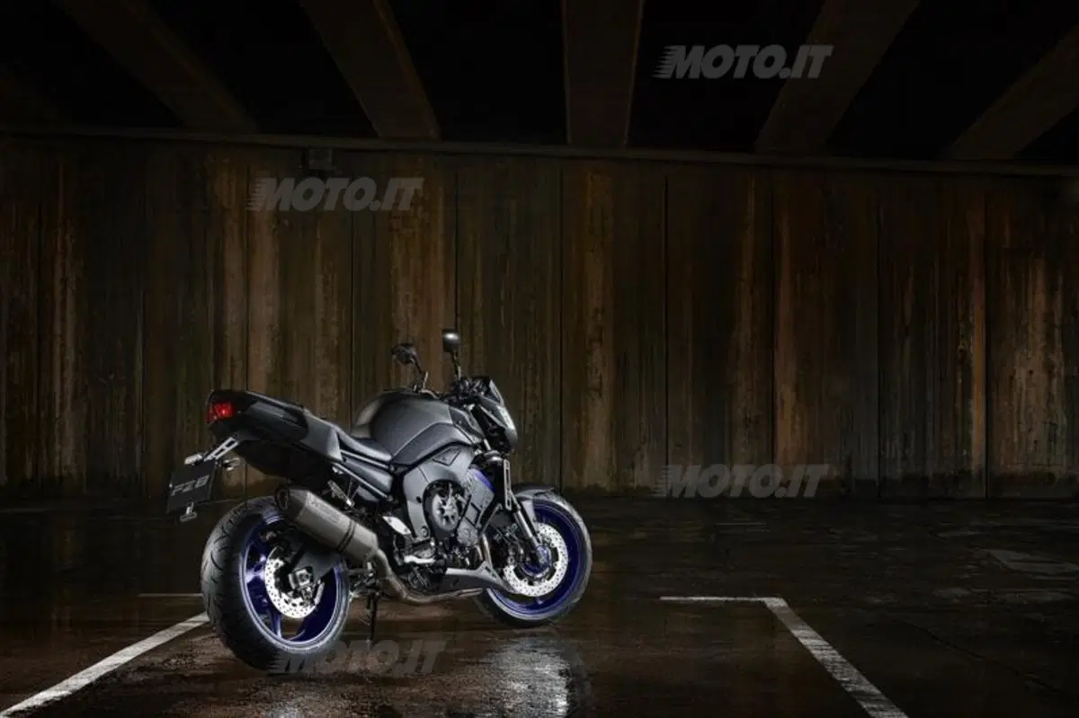 Intermot 2012: Yamaha, le altre novità: FZ8, XJ6, nuovo motore tre cilindri, concept e scooter! (35)