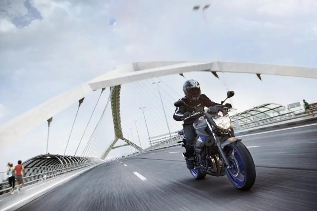 Intermot 2012: Yamaha, le altre novità: FZ8, XJ6, nuovo motore tre cilindri, concept e scooter! (37)