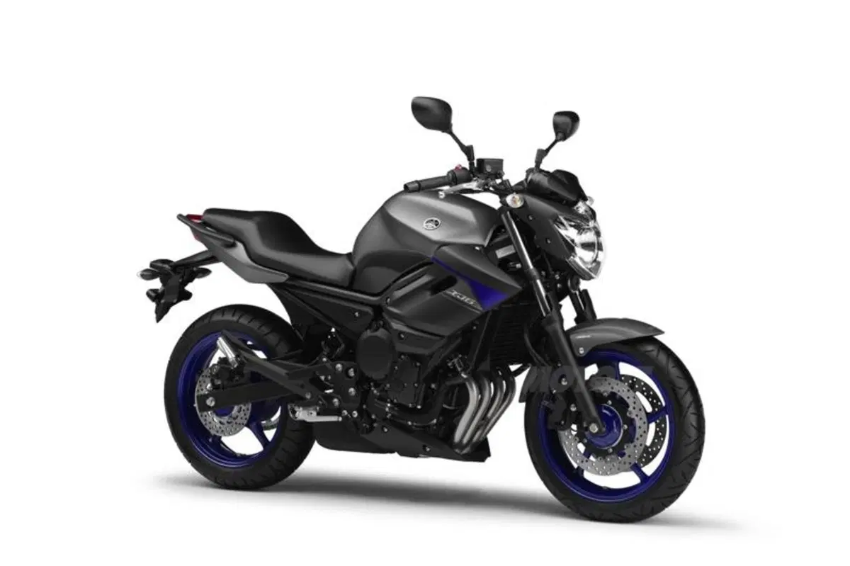 Intermot 2012: Yamaha, le altre novità: FZ8, XJ6, nuovo motore tre cilindri, concept e scooter! (39)