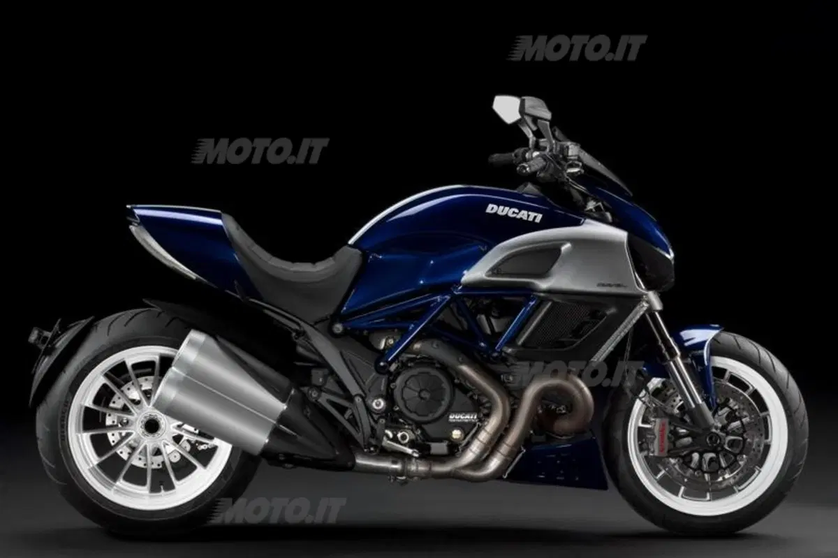 Intermot 2012: Ducati, nuove livree per Diavel, Panigale e Streetfighter (12)