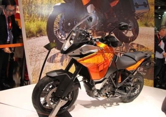 KTM Adventure 1190 ed R: svelati i prezzi