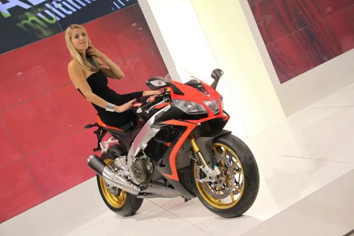 Intermot 2012: Aprilia RSV4 Factory ABS!