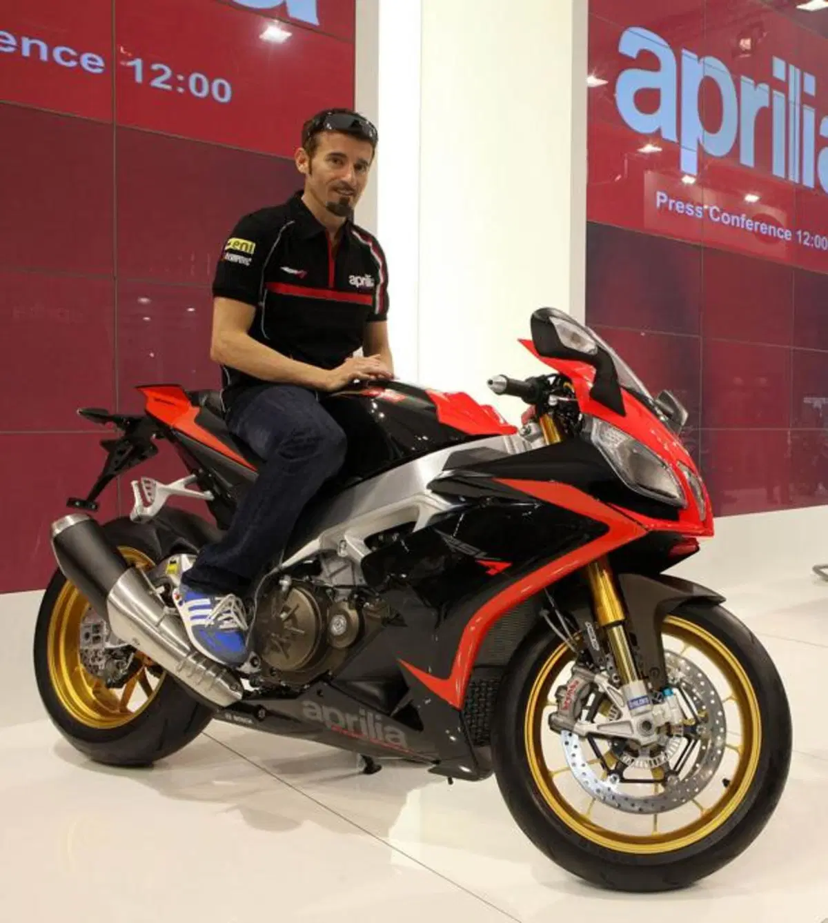 Intermot 2012: Aprilia RSV4 Factory ABS! (3)