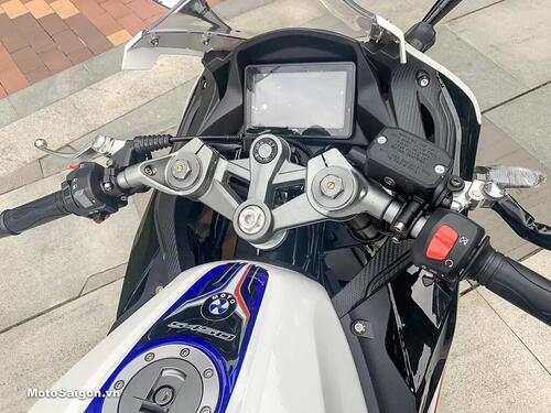 Moto S450RR, dalla Cina con (poca) fantasia (4)