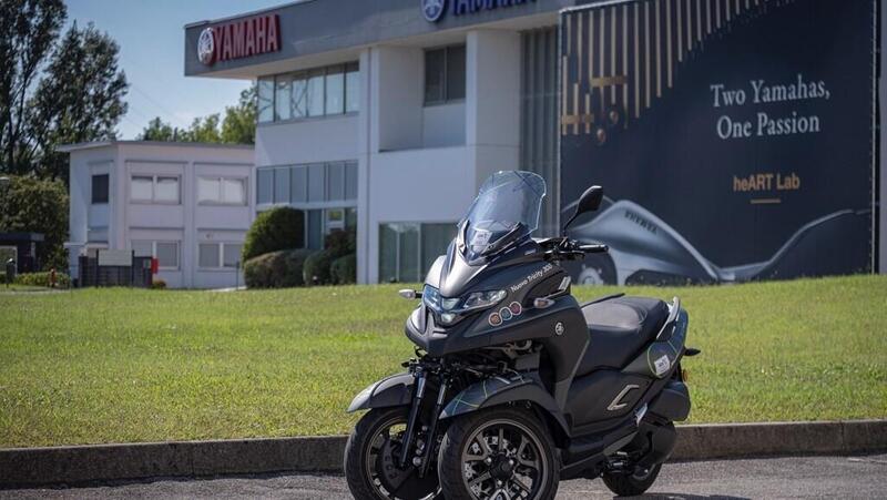 Yamaha Tricity 300 scooter ufficiale del Giro-E