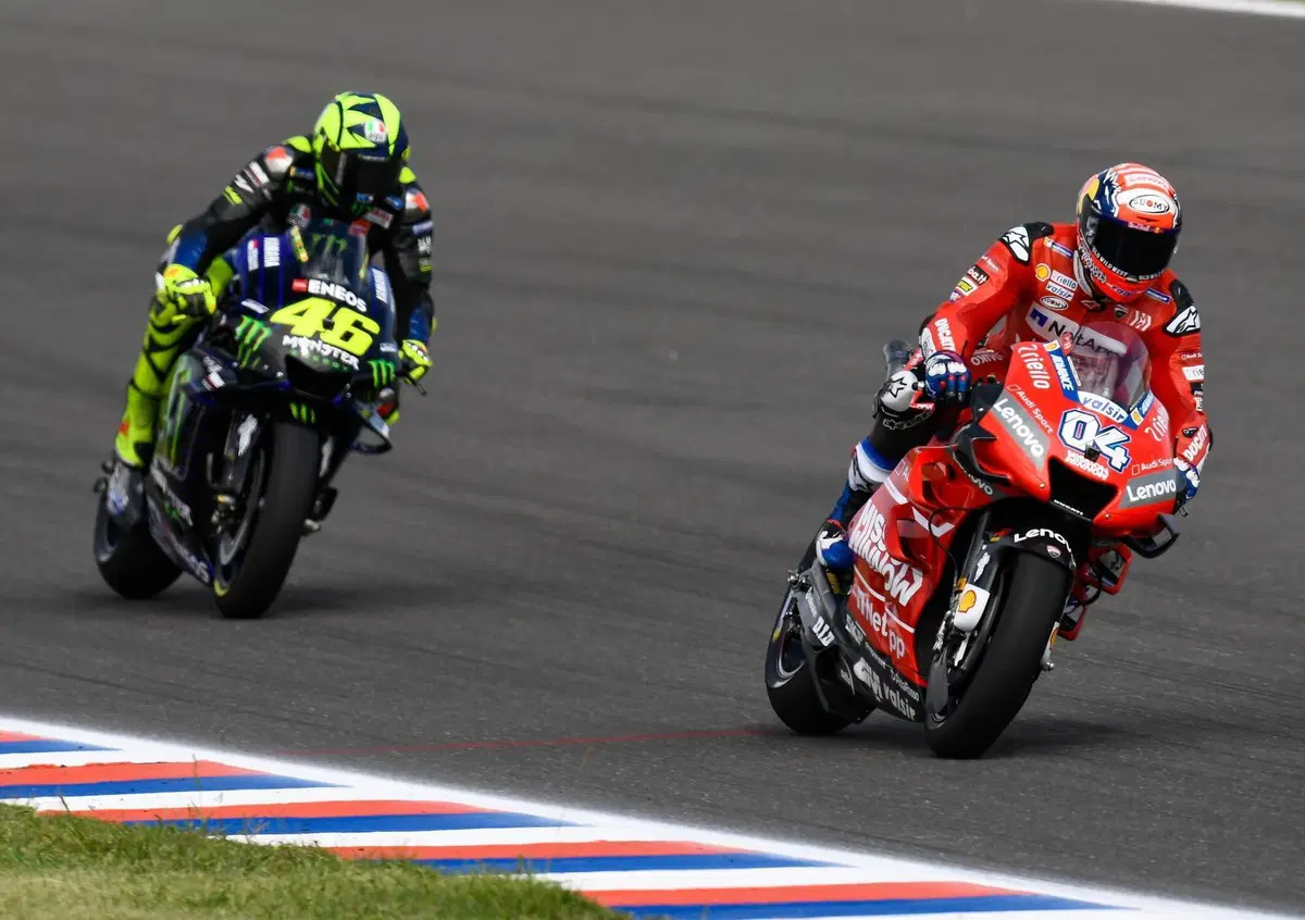 MotoGP. Valentino Rossi lascia? Andrea Dovizioso in Petronas?