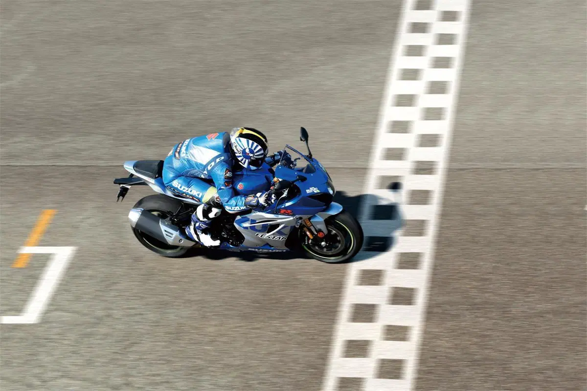 Suzuki: GSX-R 1000R 100 anniversario [GALLERY] (12)