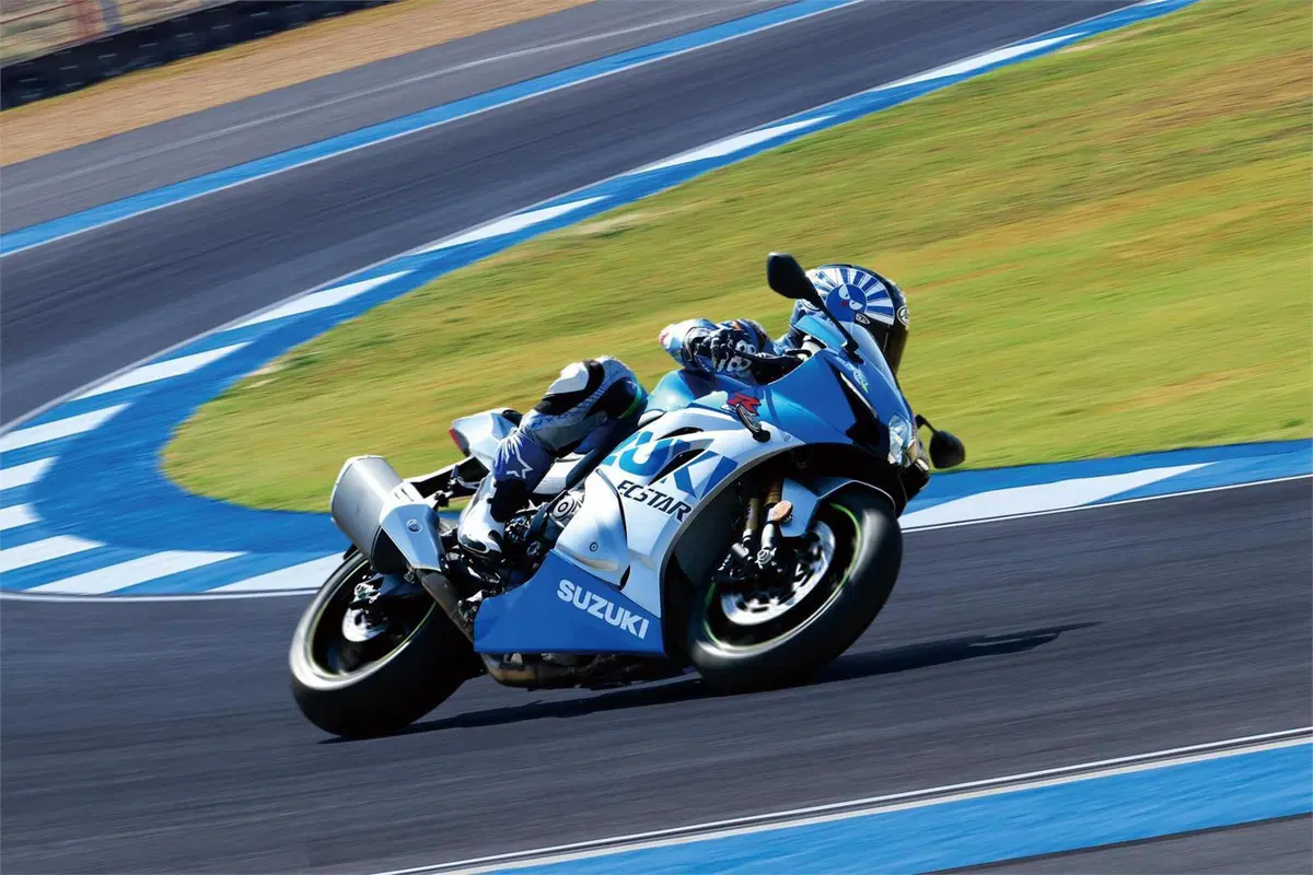 Suzuki: GSX-R 1000R 100 anniversario [GALLERY] (13)