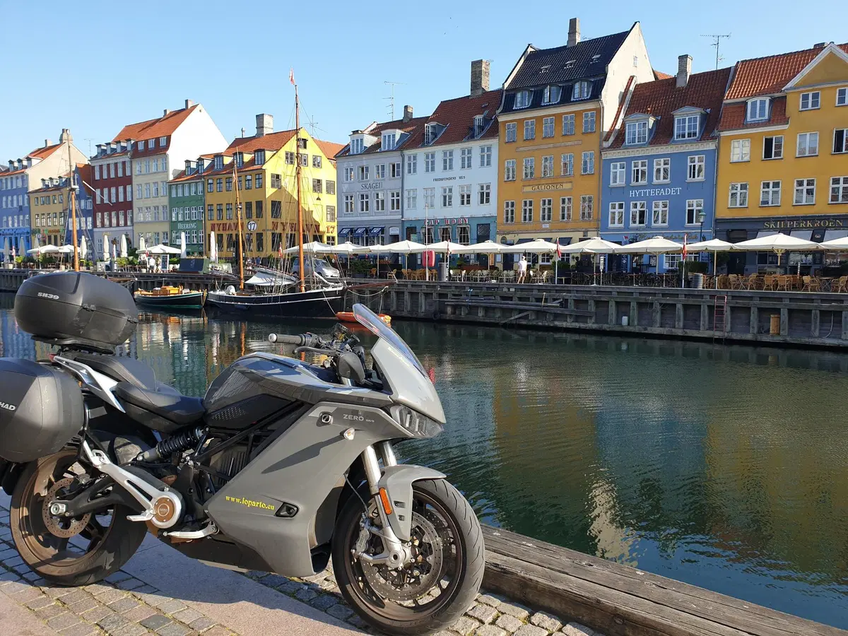 Conquista Capo Nord su una moto elettrica (15)
