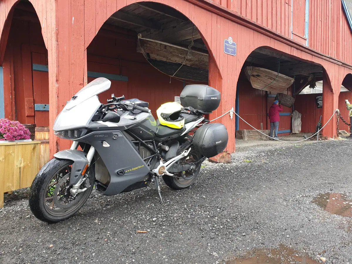 Conquista Capo Nord su una moto elettrica (18)