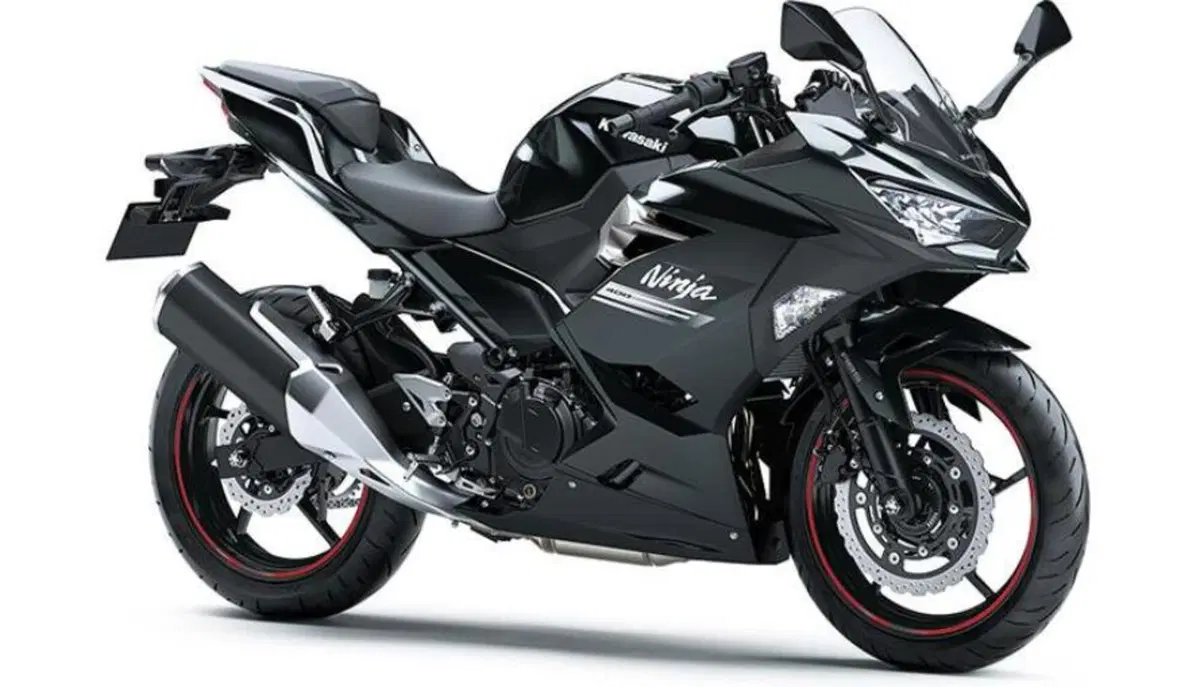 Kawasaki Ninja 400: le nuove livree (ma per la Thailandia) [Aggiornato]  (13)