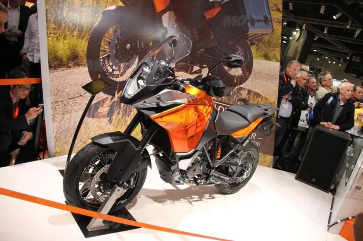 KTM Adventure 1190 ed R: svelati i prezzi (2)