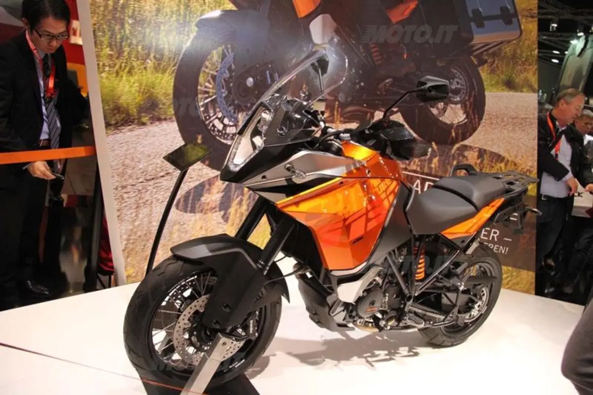KTM Adventure 1190 ed R: svelati i prezzi (4)