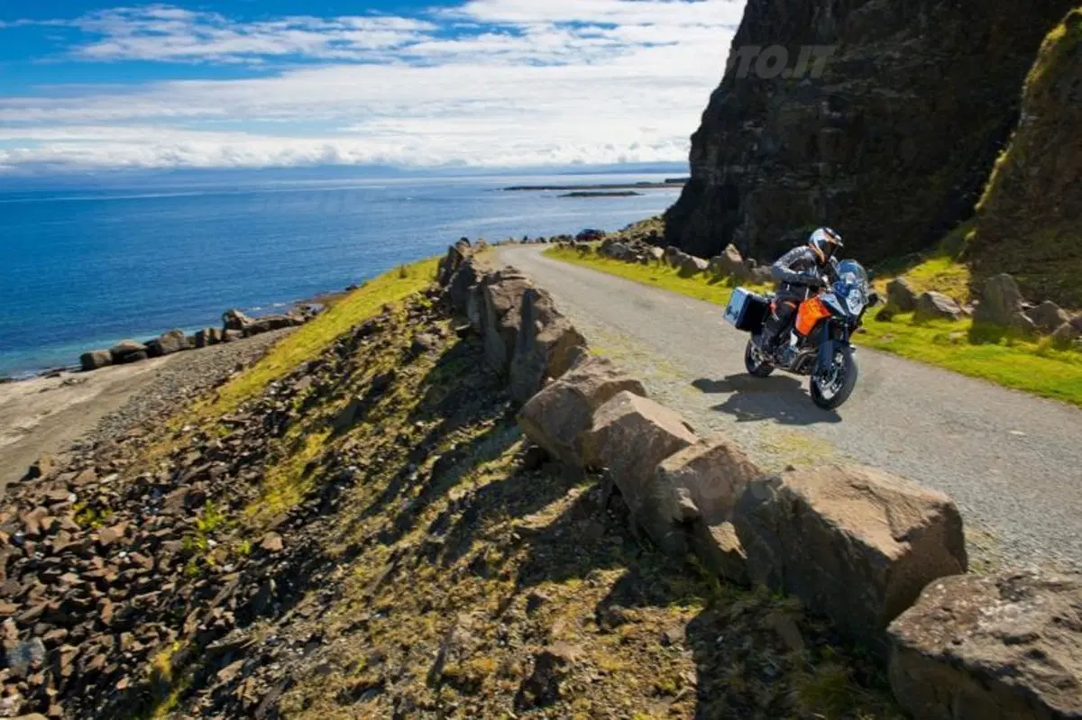 KTM Adventure 1190 ed R: svelati i prezzi (16)