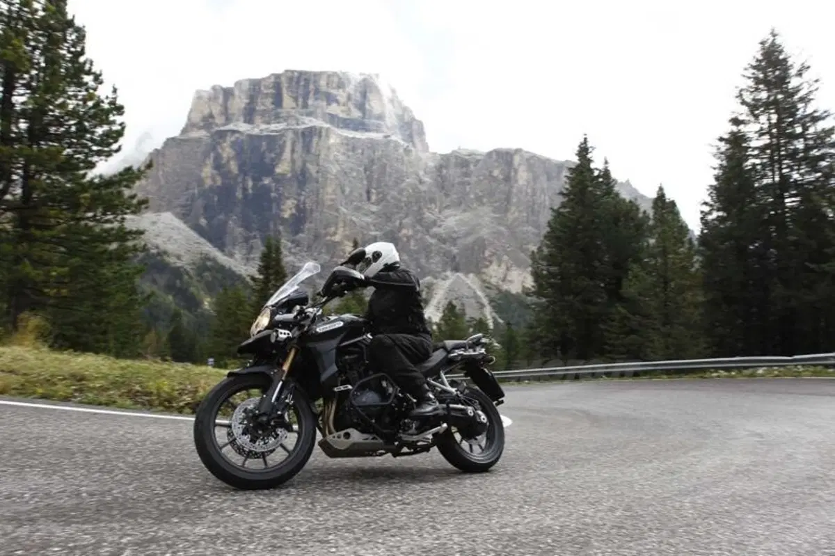 Nuova Triumph Tiger Explorer: sulle Dolomiti con la maxi di Hinckley (18)