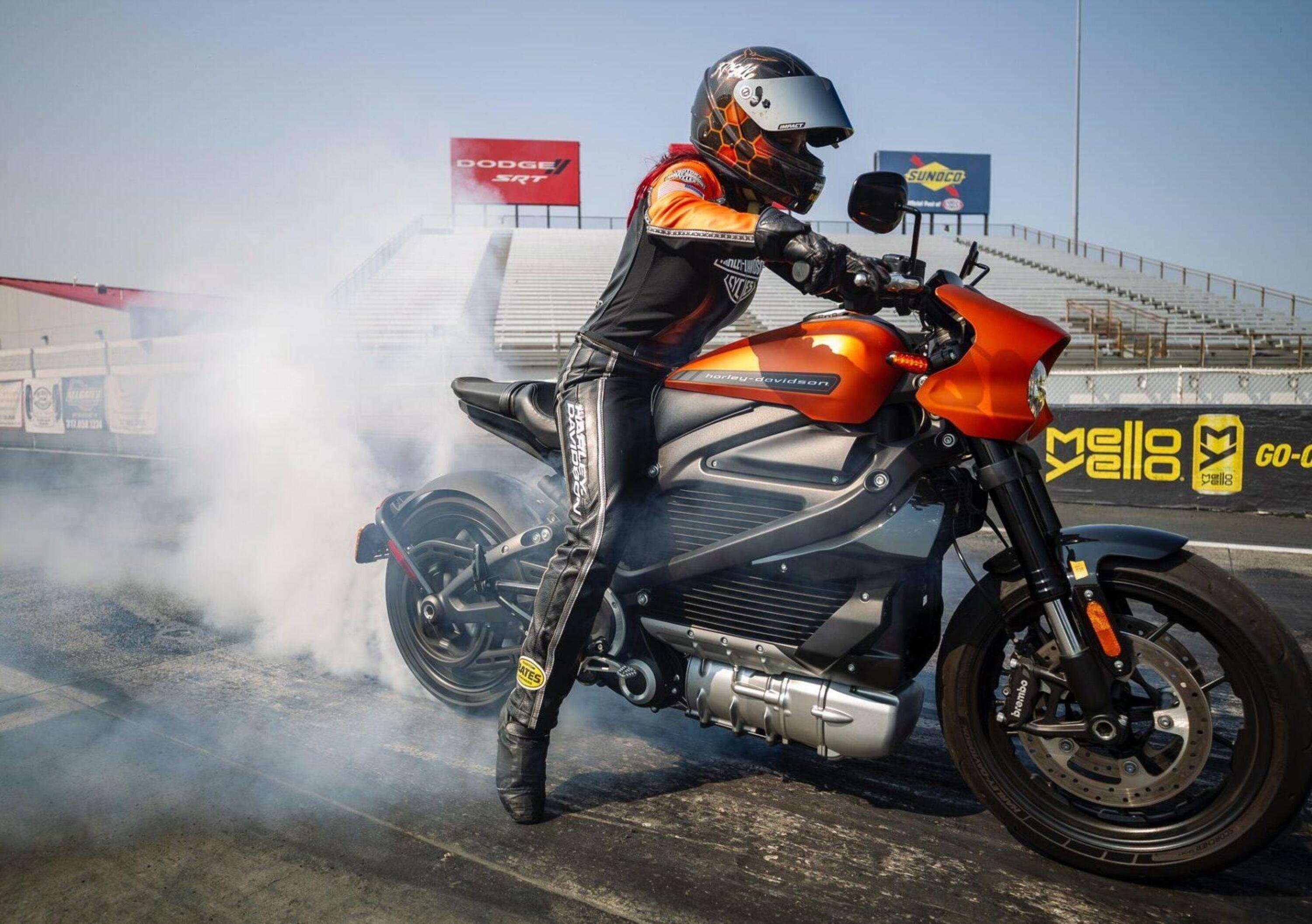 Harley-Davidson LiveWire batte il record di velocit&agrave; [VIDEO]
