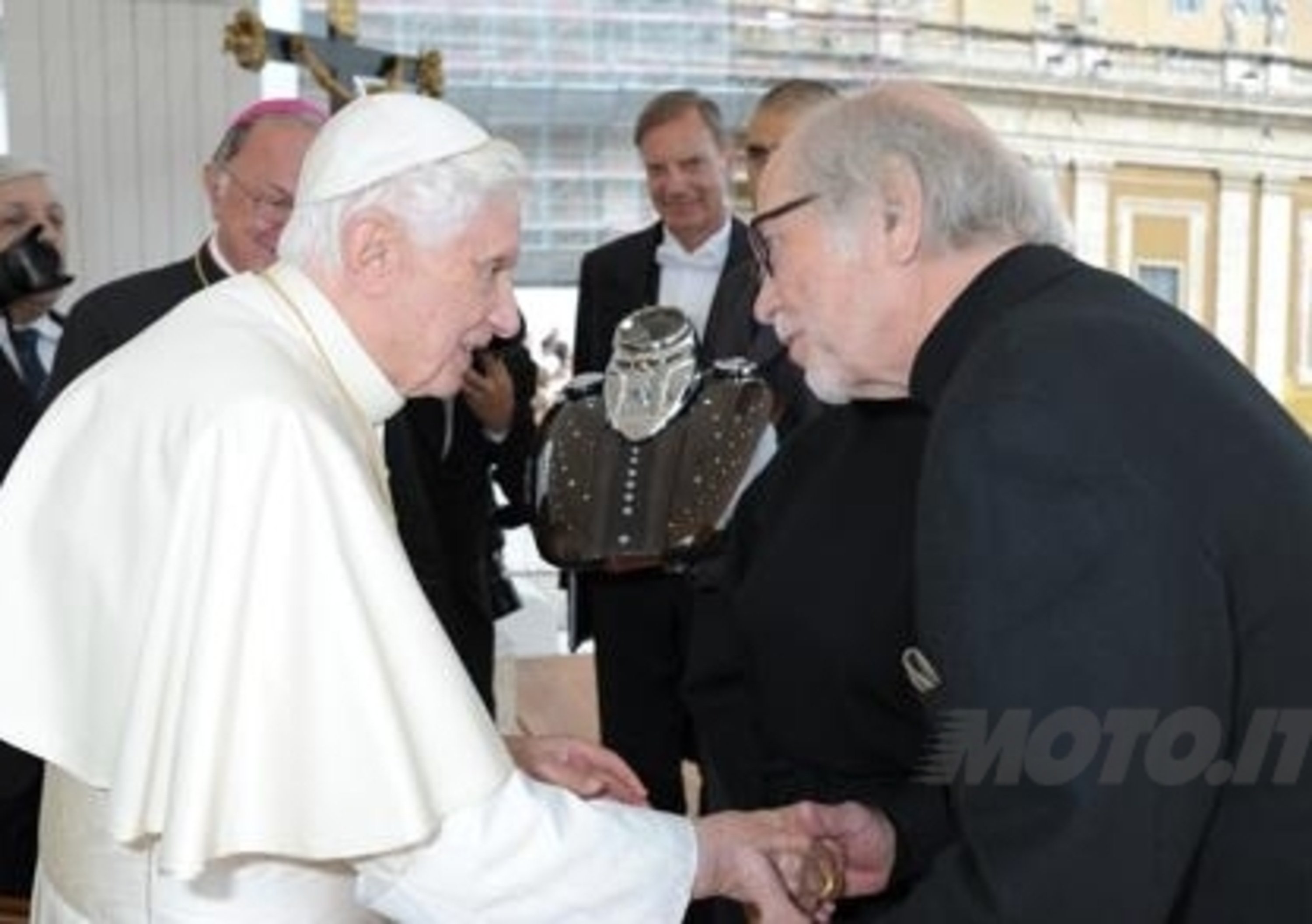 Harley-Davidson e Papa Benedetto XVI insieme per festeggiare a Roma i 110 anni H-D 