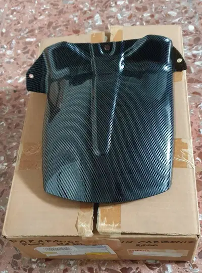 OOFFERTA! PARAFANGO POST CARBONIO YAMAHA R6