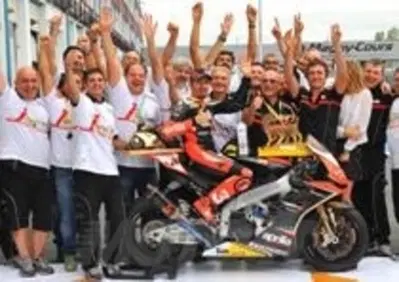 Max Biaggi e Aprilia campioni del mondo Superbike 2012!