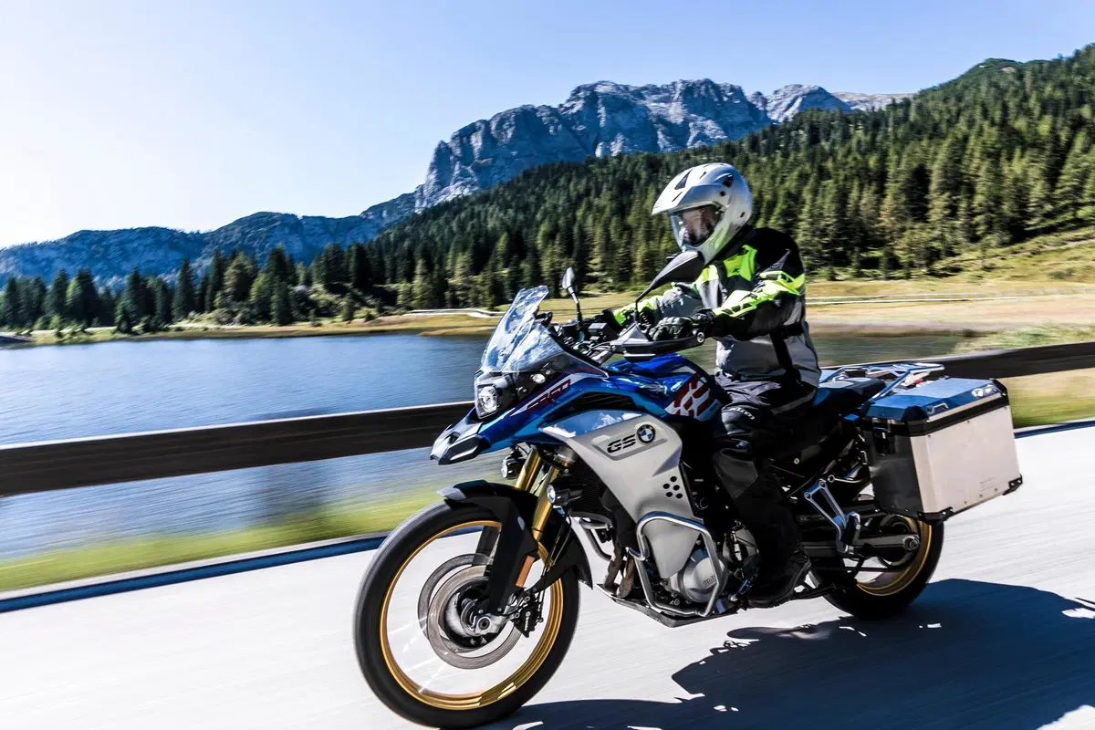Speciale abbigliamento da moto: in viaggio con KLIM (3)