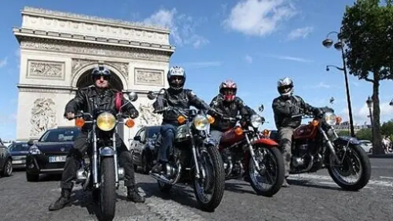 In Francia arretra il T-Max ma avanza la Yamaha MT-07