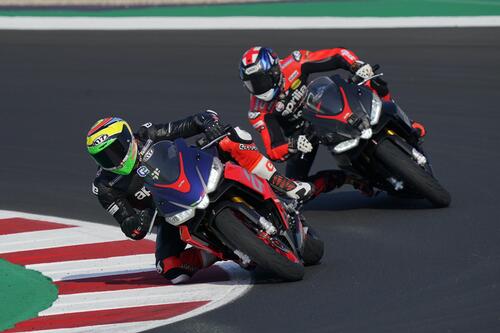 Aprilia RS 660, a Misano con i piloti della MotoGP (3)