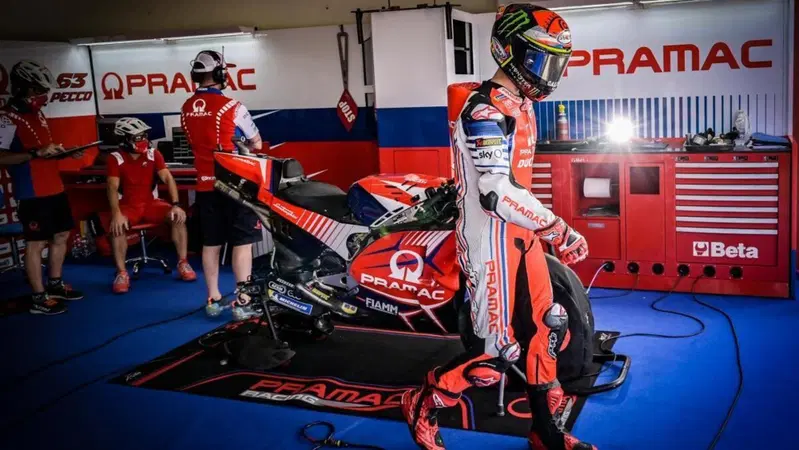 MotoGP 2020. Pecco Bagnaia: "Vado a braccetto con la sfiga"