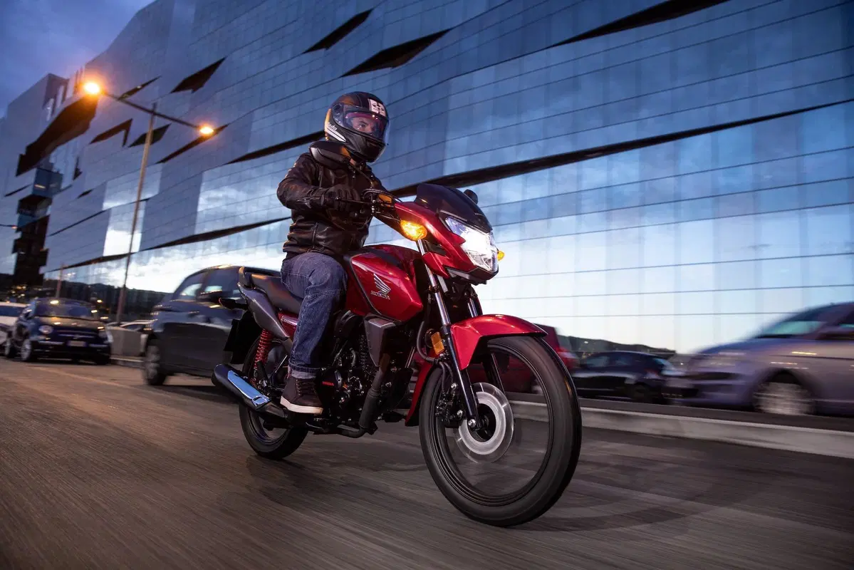 Honda CB 125F, euro 5 e record di consumo! (26)
