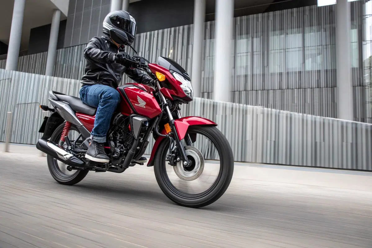 Honda CB 125F, euro 5 e record di consumo! (28)