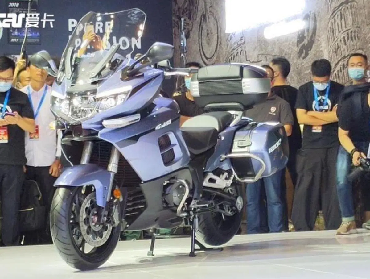 Nuova Benelli 1200 GT presentata ufficialmente in Cina (7)