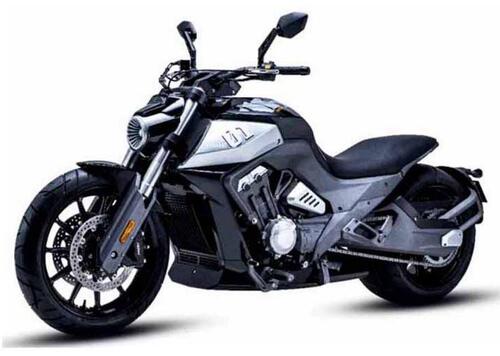 Benda LF-01. La Diavel a quattro cilindri (2)