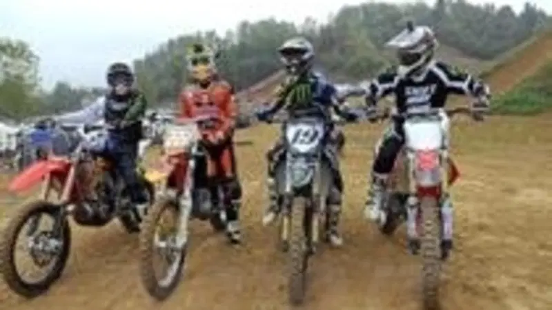 Cairoli inaugura la nuova pista di Maggiora