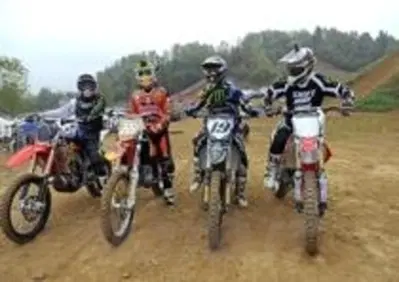 Cairoli inaugura la nuova pista di Maggiora