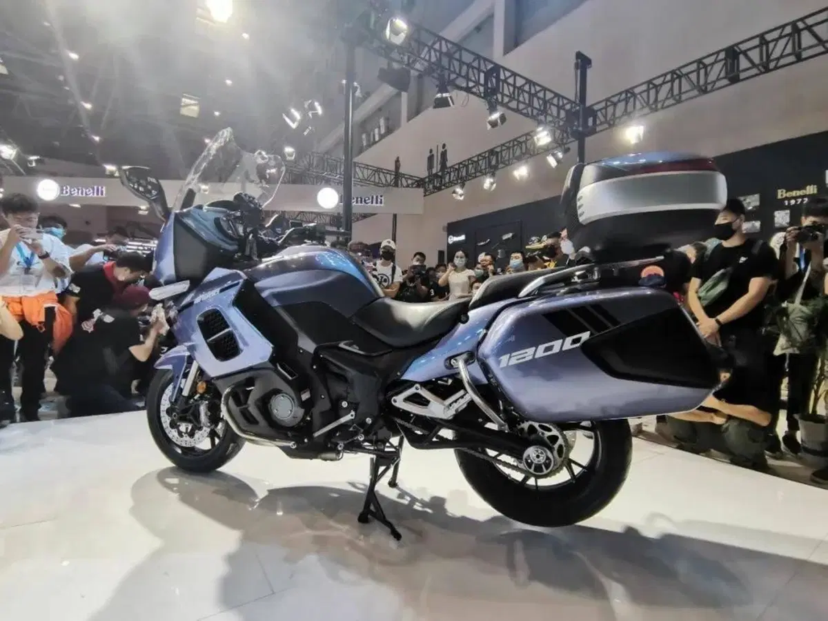 Nuova Benelli 1200 GT presentata ufficialmente in Cina (6)