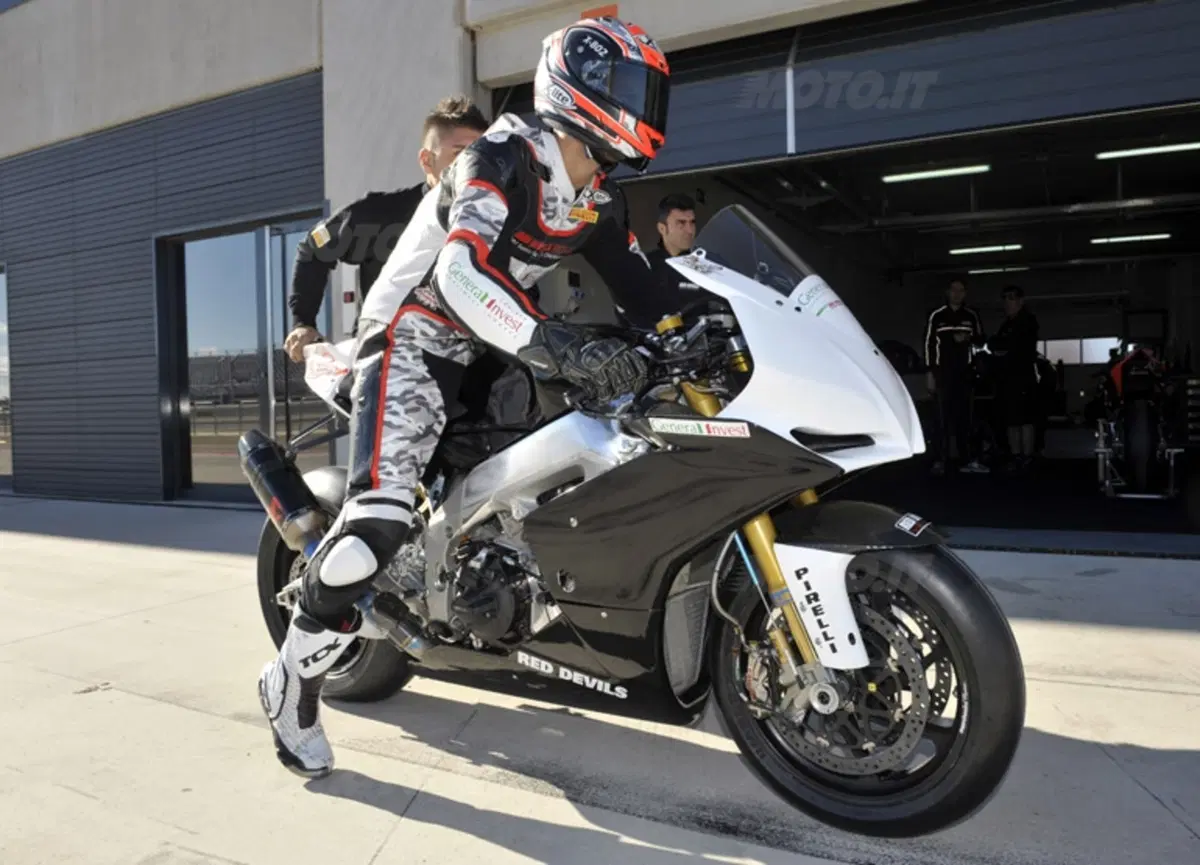 Seconda giornata di test SBK al Motorland Aragon (2)