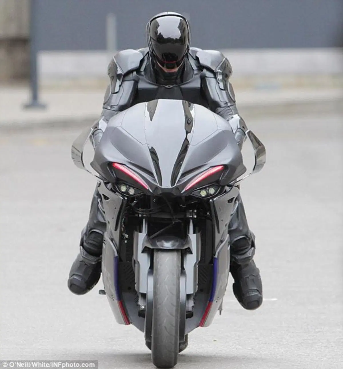 Ehi, Robocop! Bella moto, cos'è?