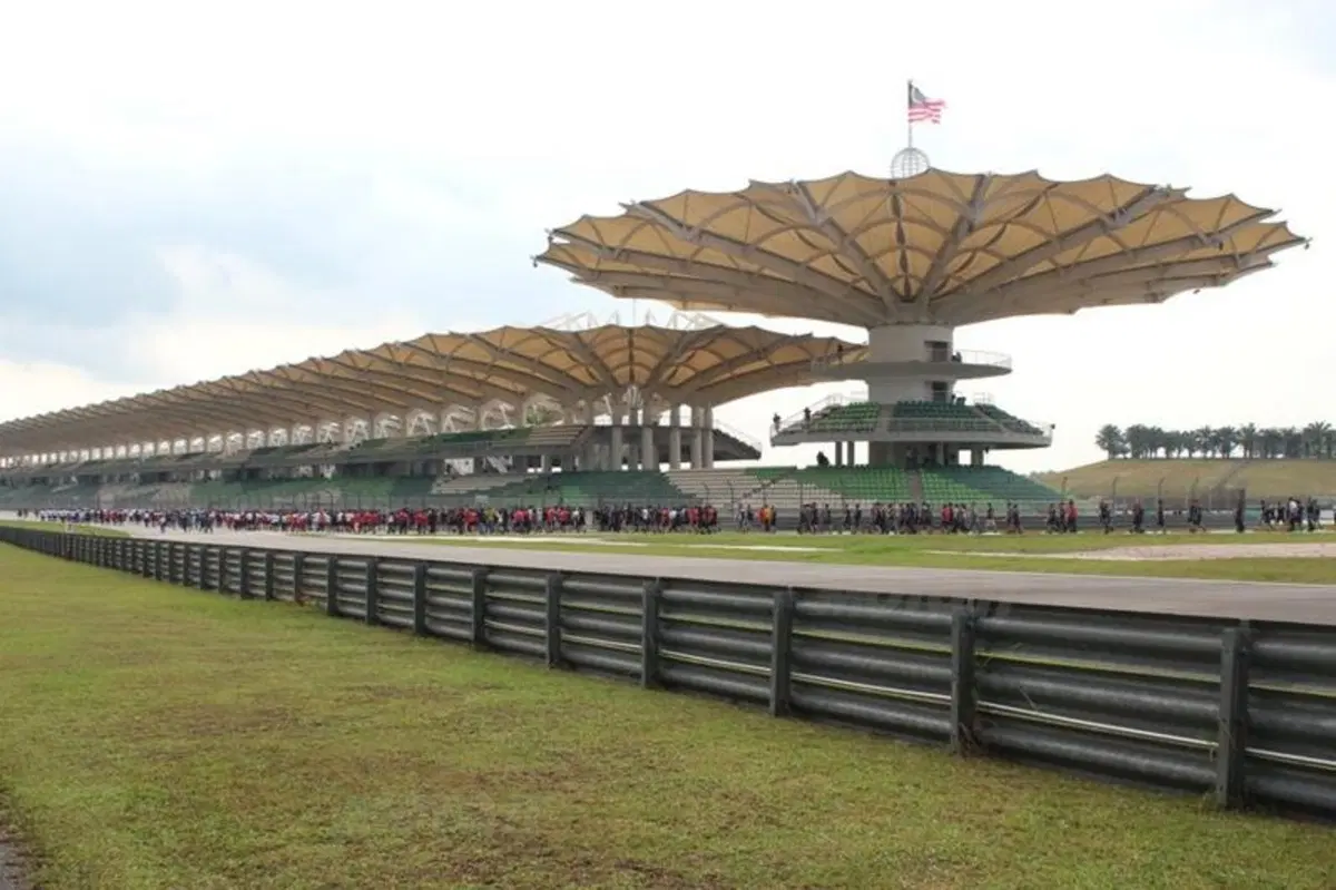 Sepang ricorda il Sic con una targa  (6)