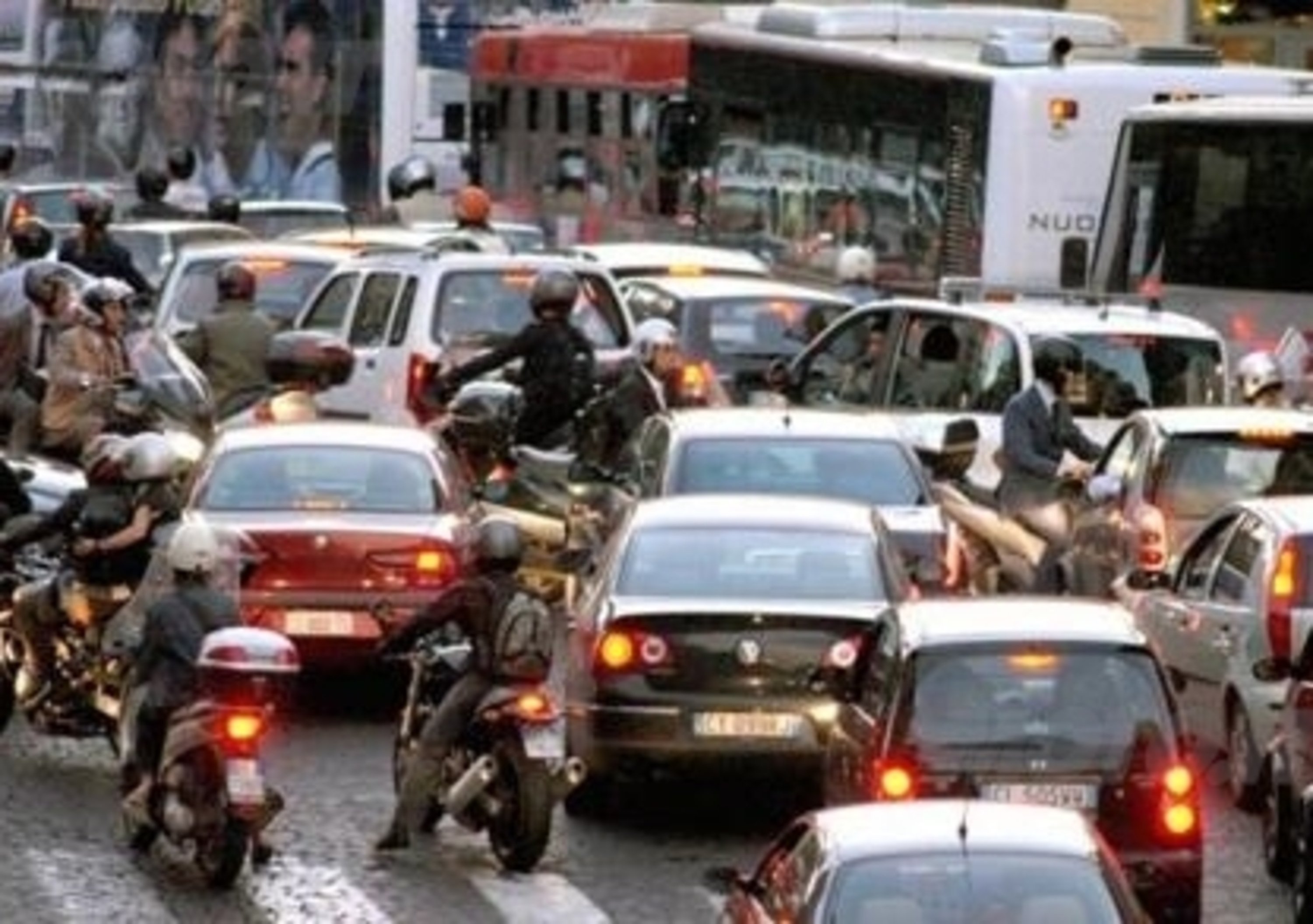Blocco del traffico a Roma: magra consolazione da Alemanno