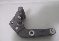 SUPPORTO PINZA FRENO ANTERIORE SUZUKI SIXTEEN 125 