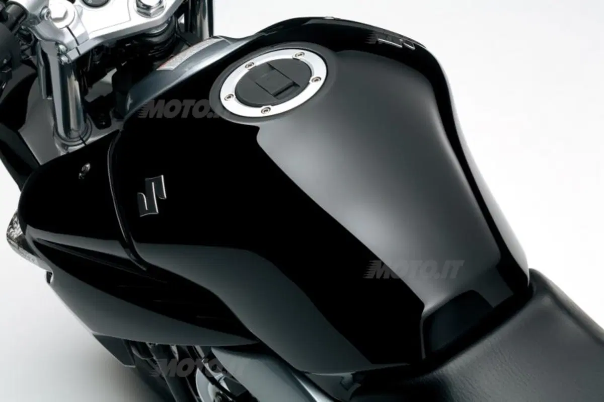 Suzuki Inazuma 250  (28)