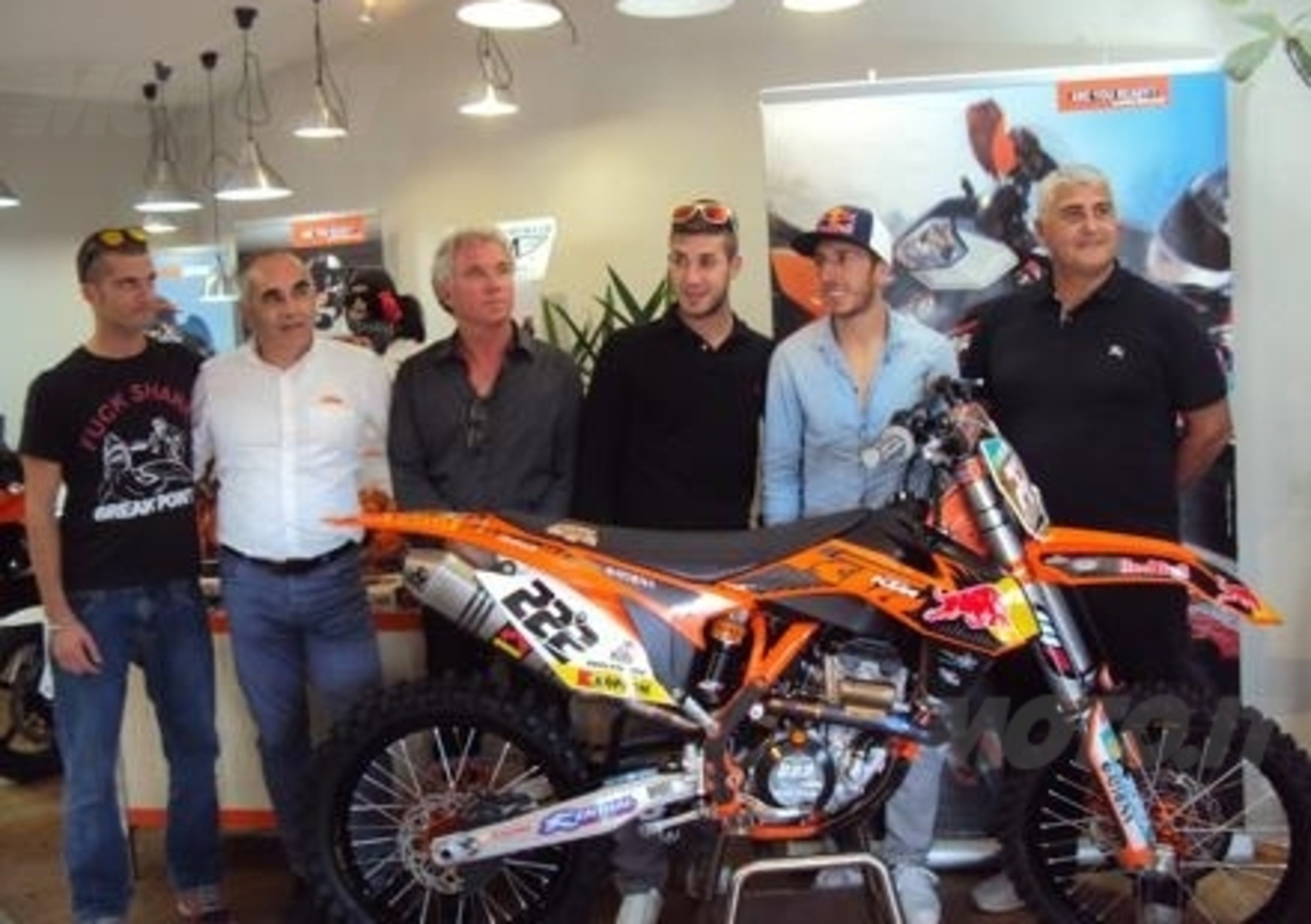 Tony Cairoli inaugura la nuova concessionaria KTM a Civitavecchia 