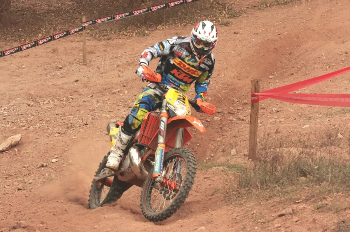 Mondiale di Enduro. I risultati del GP di Francia: Renet campione in E2 (22)
