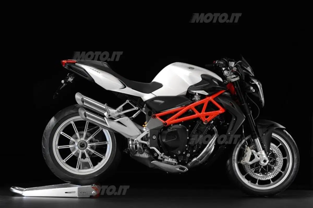 MV Agusta Brutale 4 cilindri 2013