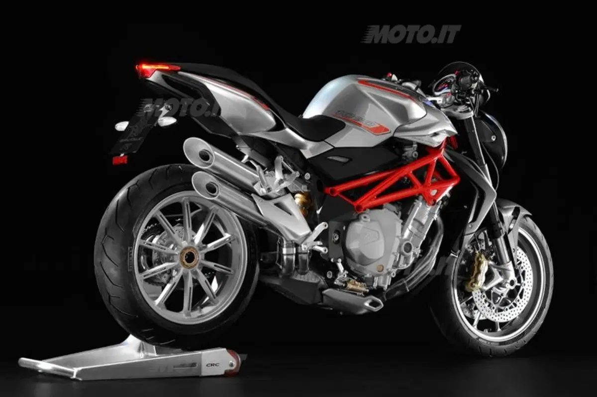 MV Agusta Brutale 4 cilindri 2013 (3)